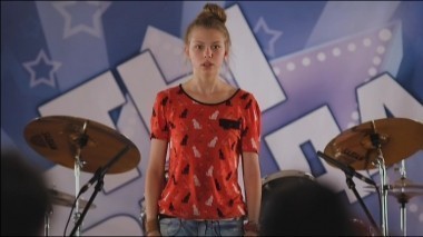 Деффчонки, 2 сезон, 5 серия. Имитация