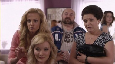 Деффчонки, 3 сезон, 9 серия