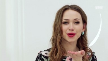 Стиль за 90 секунд: Trendy & Floral-Print Look (2 сезон, 13 выпуск)