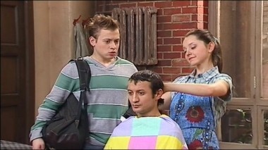 Универ, 1 сезон, 26 серия. Стрижка