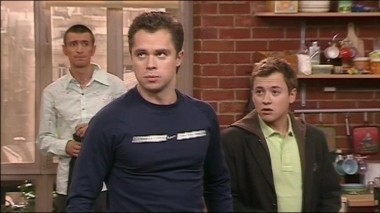 Универ, 1 сезон, 3 серия. Трава