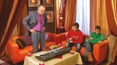 Универ, 4 сезон, 11 серия. Сирота казанская