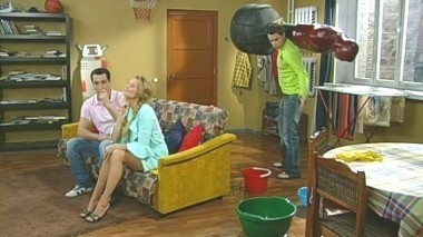 Универ, 4 сезон, 80 серия. Паранормальное явление