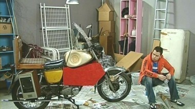 Универ, 4 сезон, 95 серия. Голдфингер